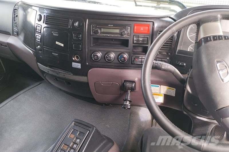 Daewoo KL3TX Autre camion