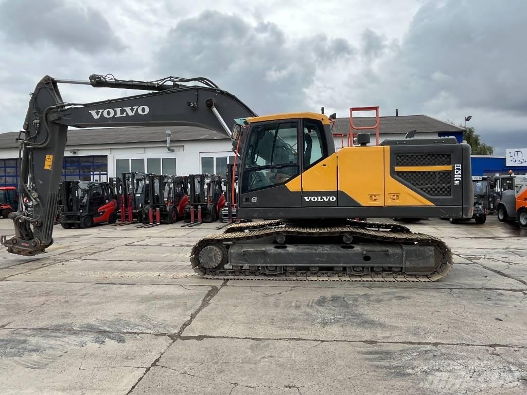 Volvo EC250ENL Pelle sur chenilles