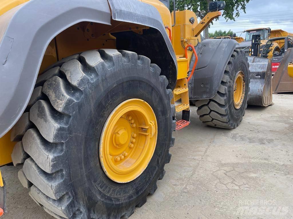 Volvo L 120 H Chargeuse sur pneus