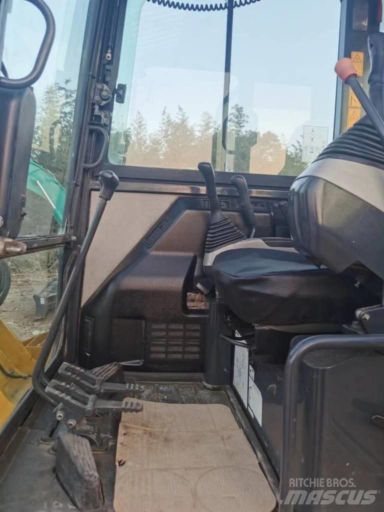 Komatsu PC 56 Mini pelle < 7t