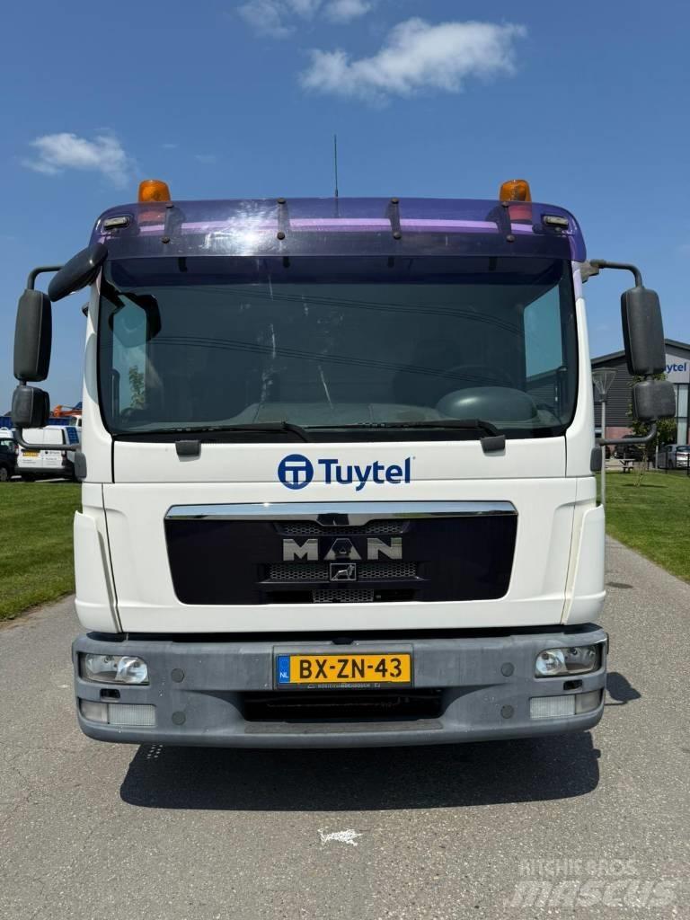 MAN TGL 12.180 Camion porte engin