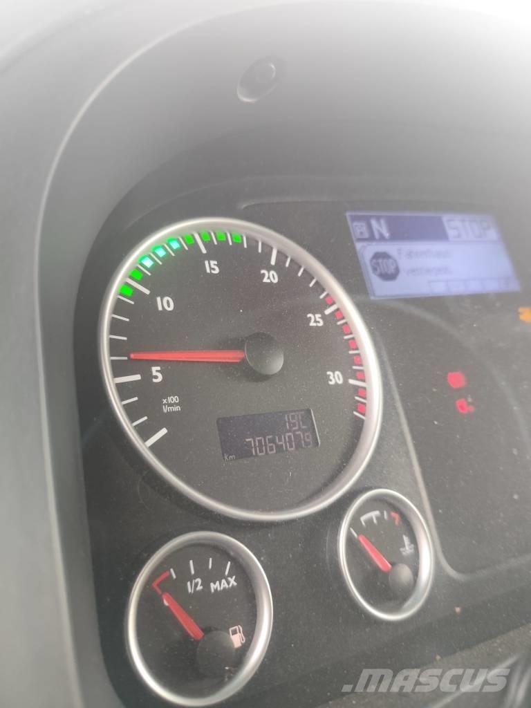 MAN TGX 26.440 Camion treuil