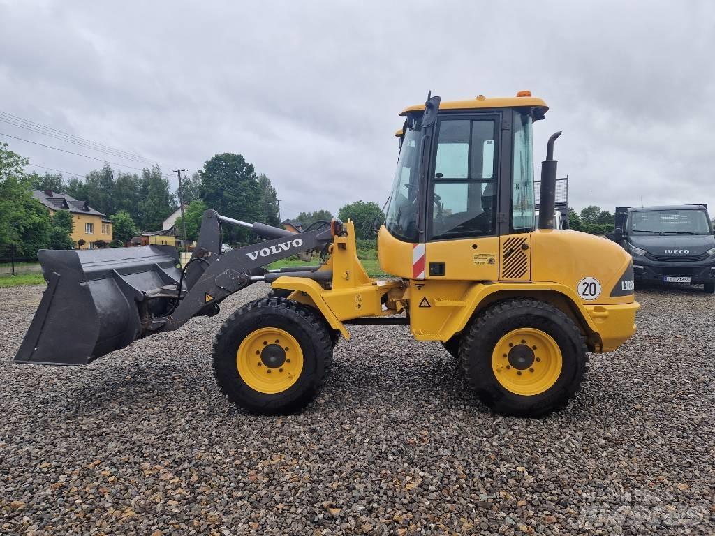 Volvo L 30 Chargeuse sur pneus