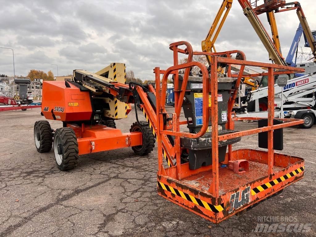 JLG 340 AJ Nacelles articulées