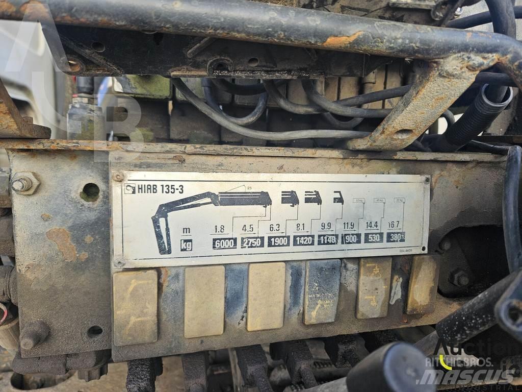 Volvo FE320 Camion ampliroll