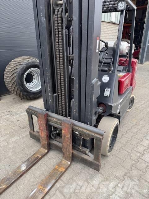 Hyster s3.50 Xl Chariots GPL