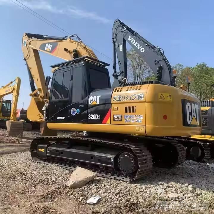 CAT CAT320D Pelle sur chenilles