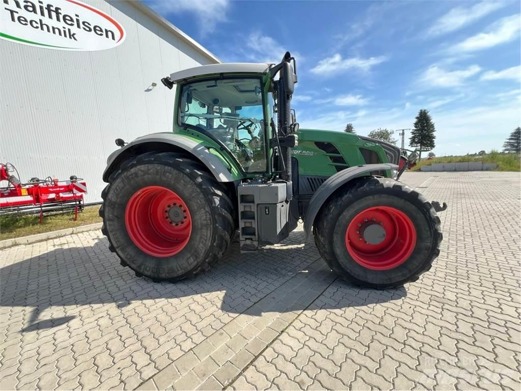 Fendt 828 Vario Tracteur