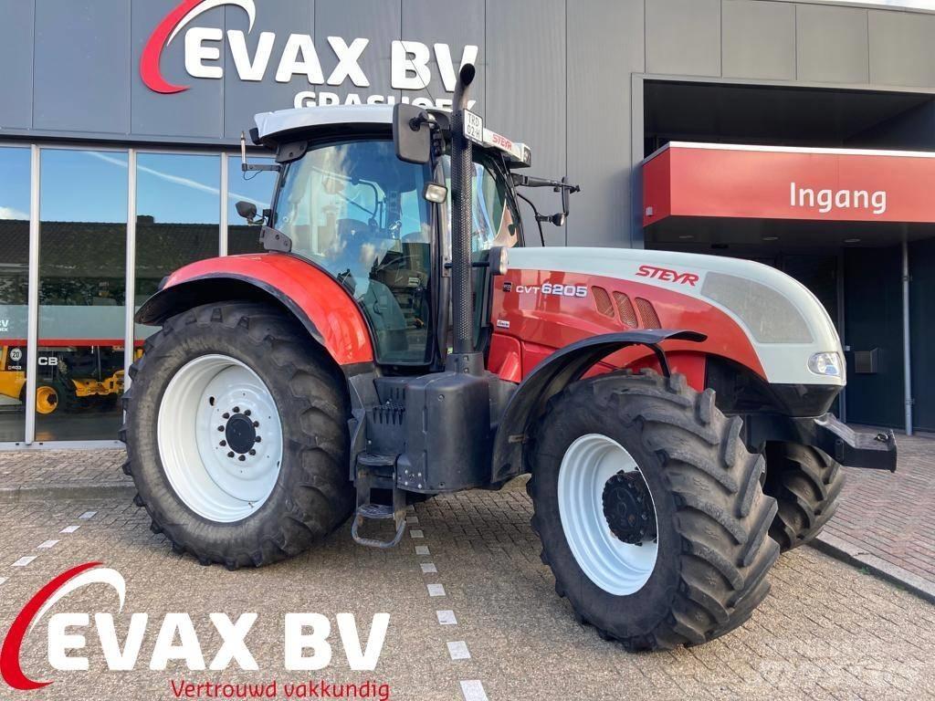 Steyr 6205 CVT Tracteur