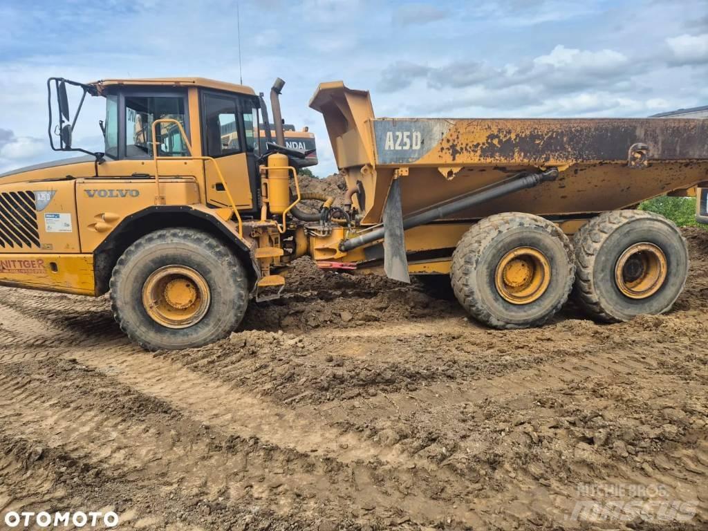 Volvo A 25 D Tombereau articulé