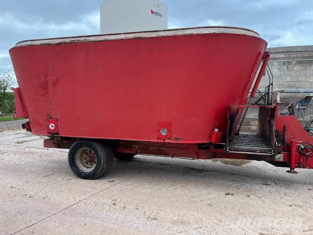 Trioliet AVM 24 Convoyeur d´aliments
