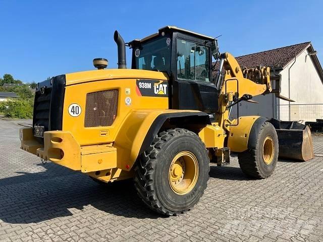 CAT 938 M Chargeuse sur pneus