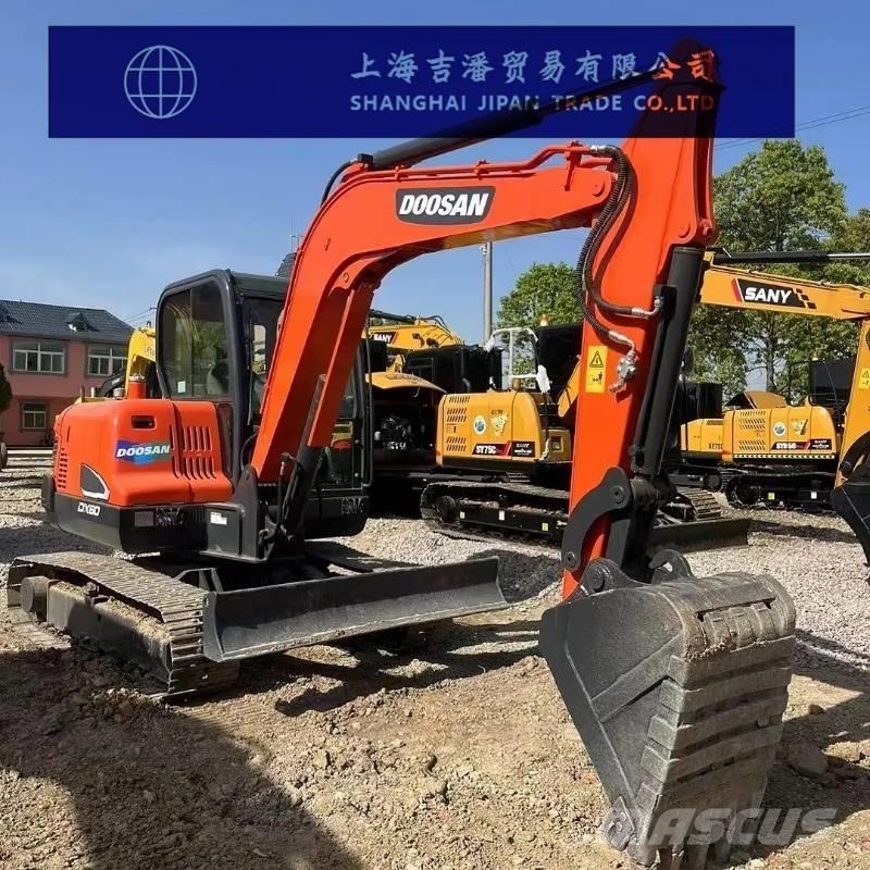 Doosan DX 60 Mini pelle < 7t
