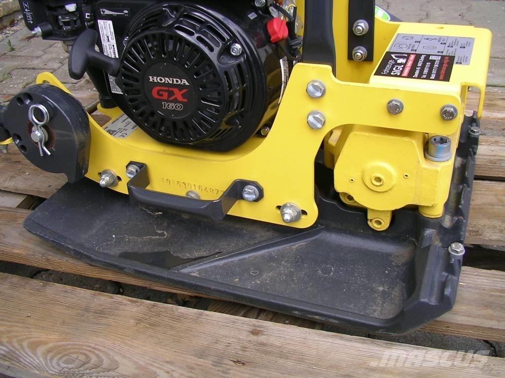 Bomag BVP 18/45 Plaque vibrante