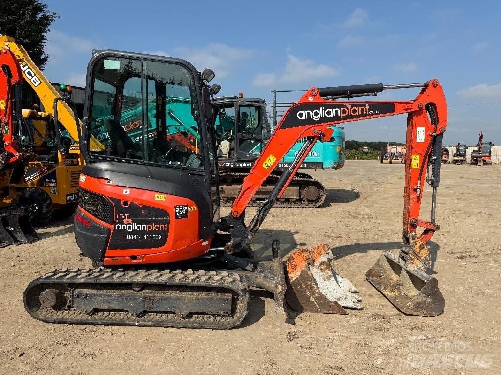 Kubota U 27-4 Mini pelle < 7t