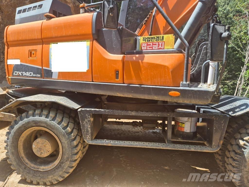 Doorne-Daf DX140W-5 Pelle sur pneus