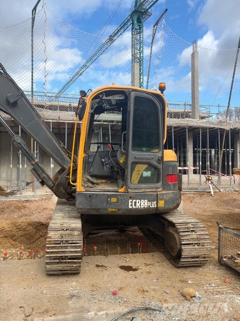 Volvo ECR 88 PLUS Mini pelle 7t-12t