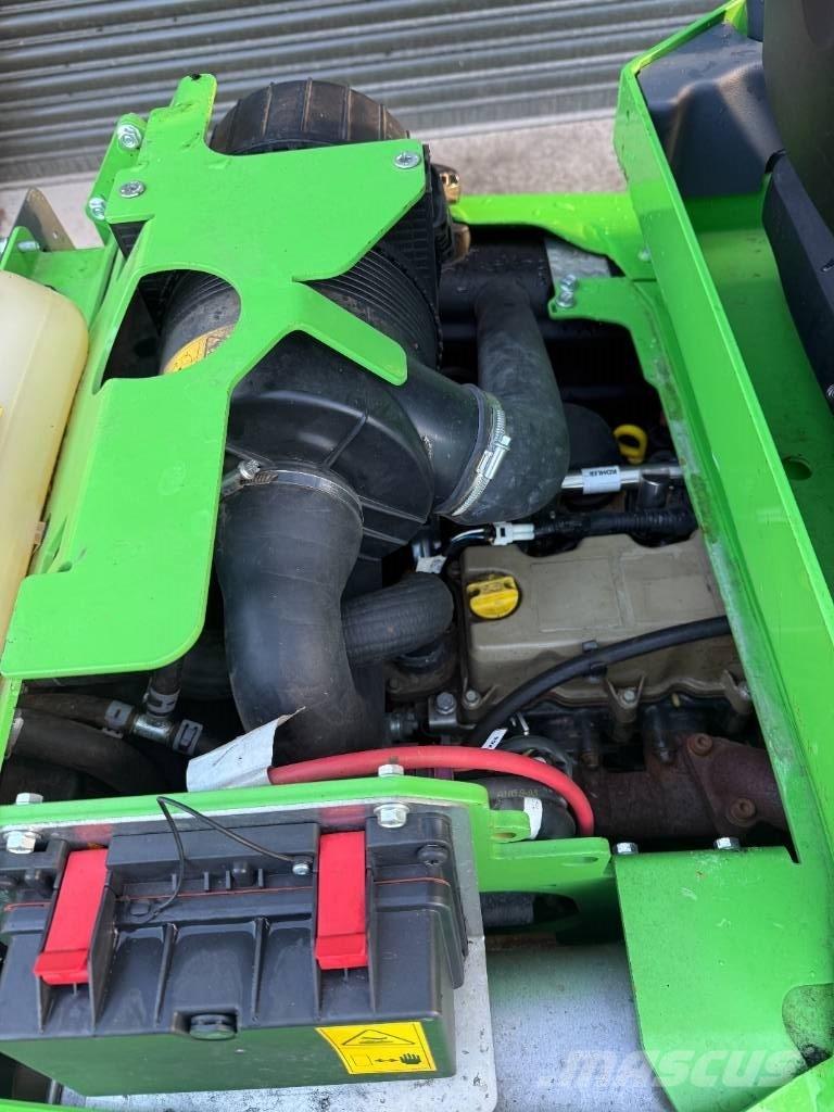 Avant 635 Chargeuse sur pneus