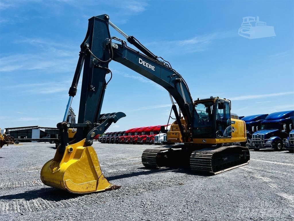 DEERE 210G LC Pelle sur chenilles