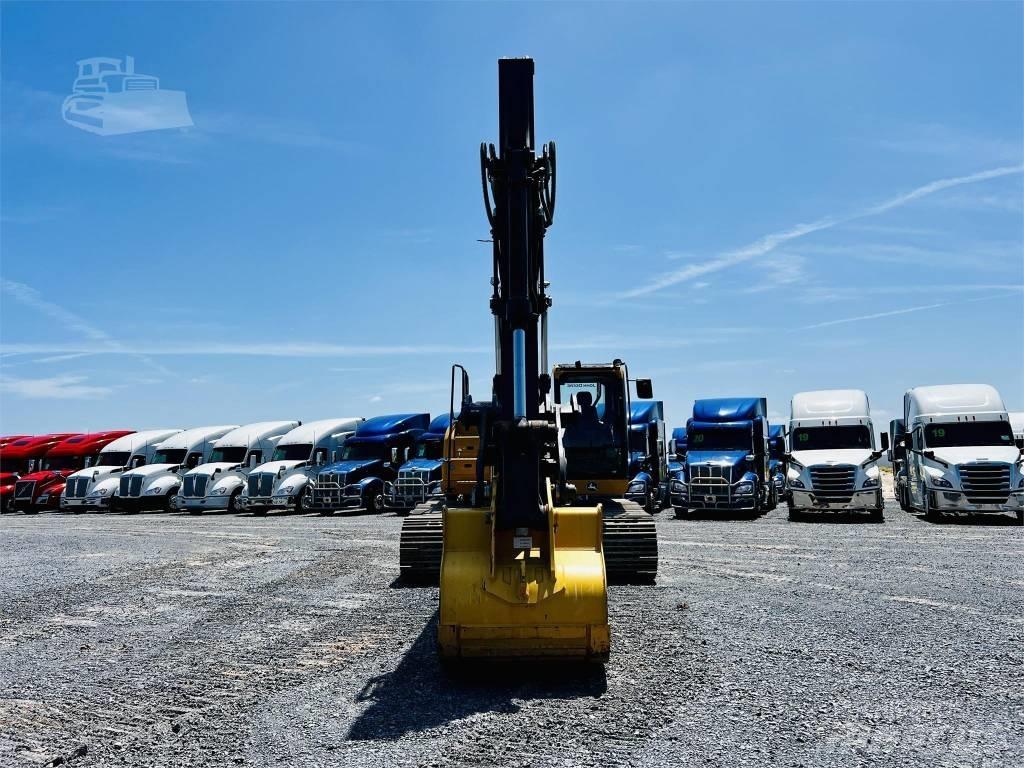 DEERE 210G LC Pelle sur chenilles