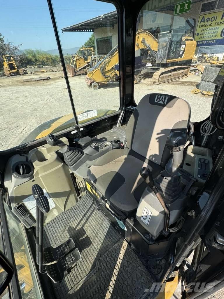 CAT 305 C CR Mini pelle < 7t
