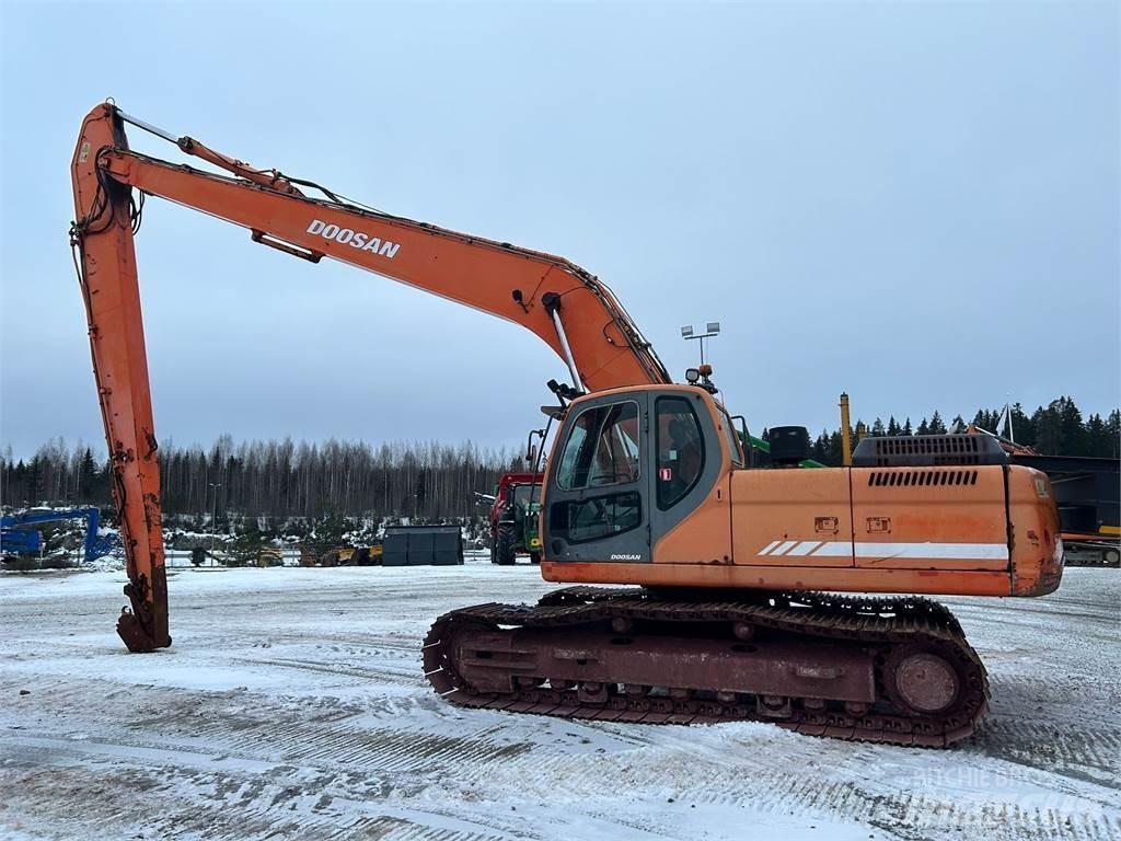 Doosan DX300LC Pelle longue portée