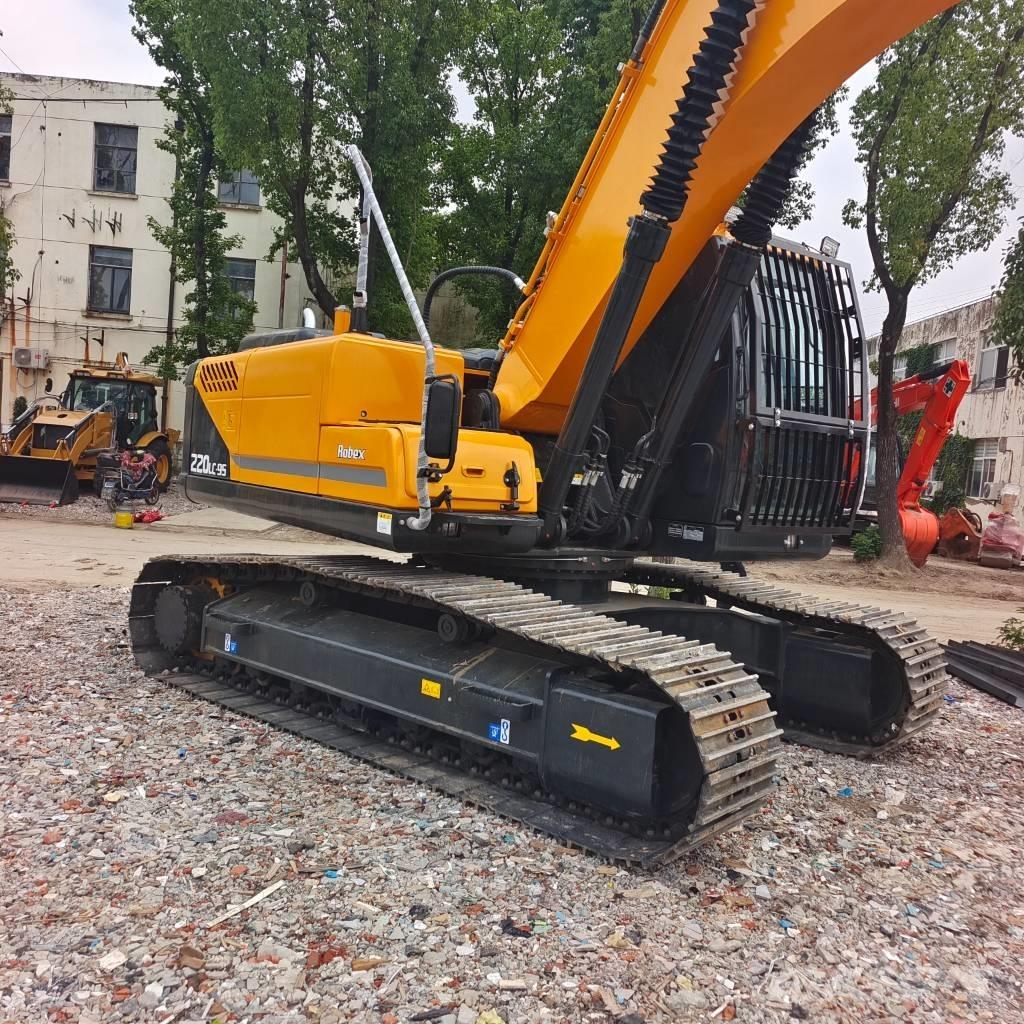 Hyundai 220LC-9T Pelle sur chenilles