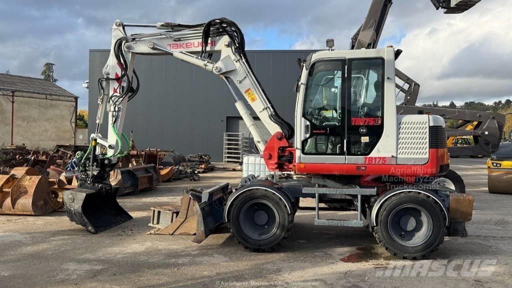 Takeuchi TB 175 W Pelle sur pneus