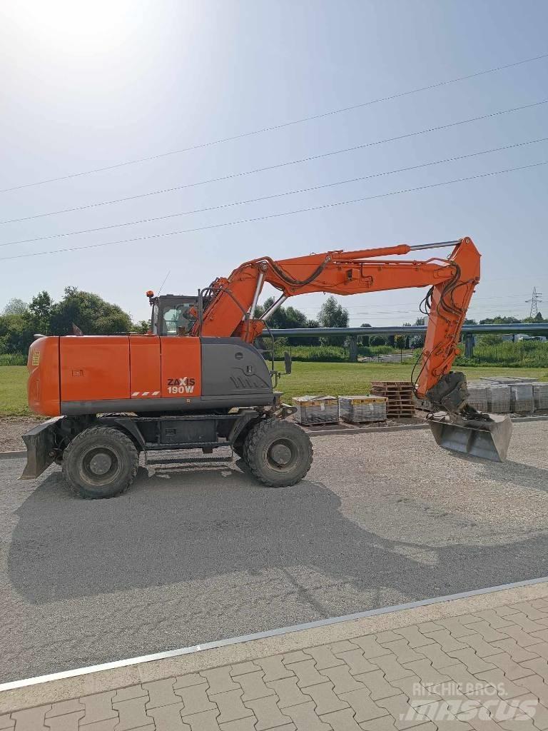 Hitachi ZX 190 W-3 Pelle sur pneus