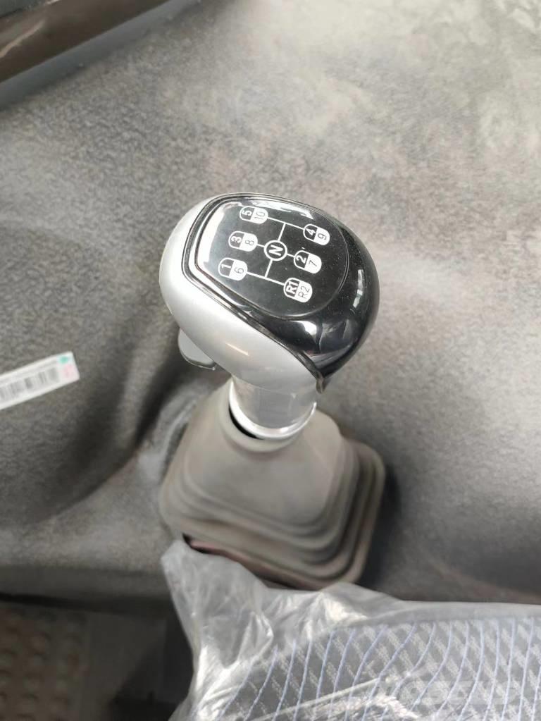 Howo 371 8x4 Camion benne