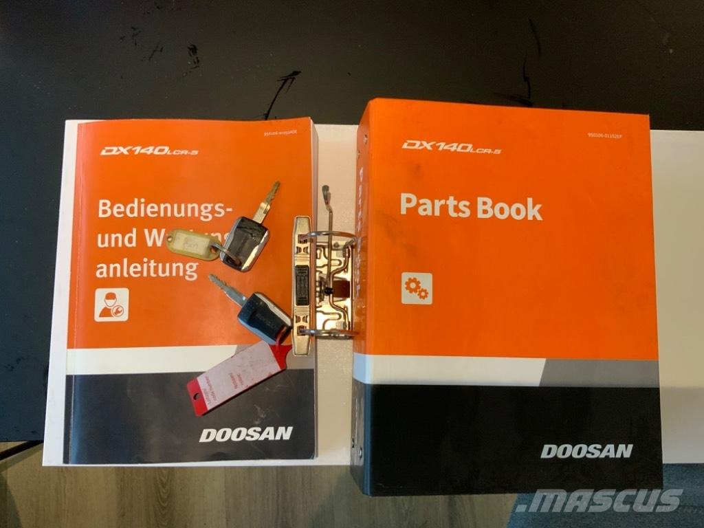 Doosan DX 140 LCR Pelle sur chenilles