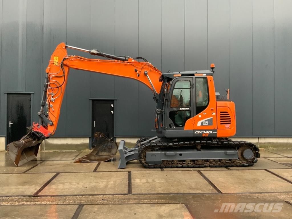Doosan DX 140 LCR Pelle sur chenilles