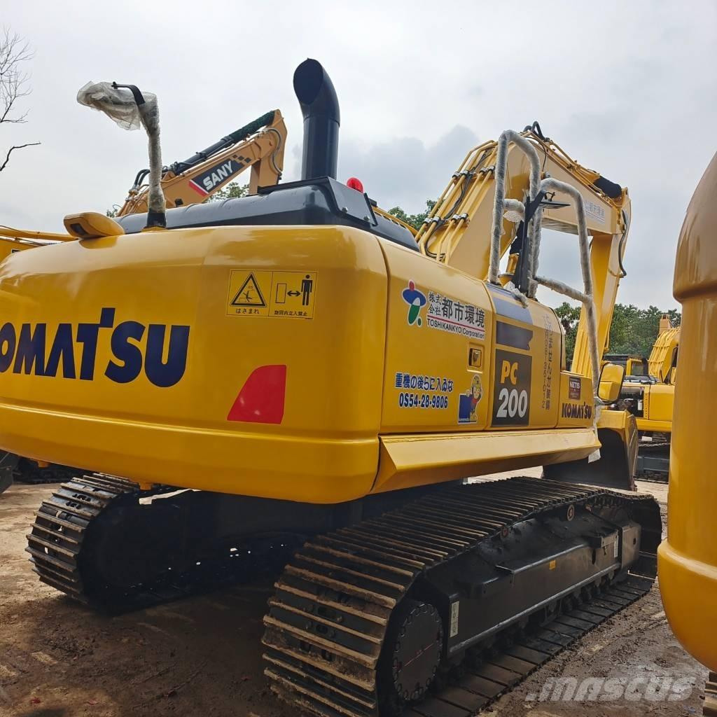 Komatsu PC 220-7 Pelle sur chenilles