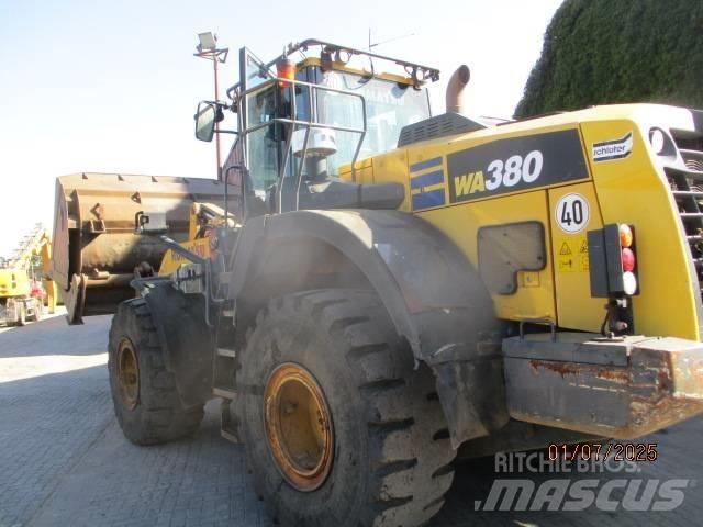 Komatsu WA 380 Chargeuse sur pneus