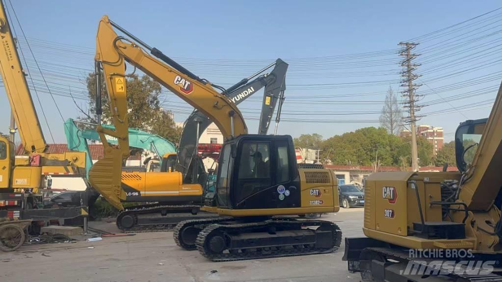 CAT 313 D Pelle sur chenilles