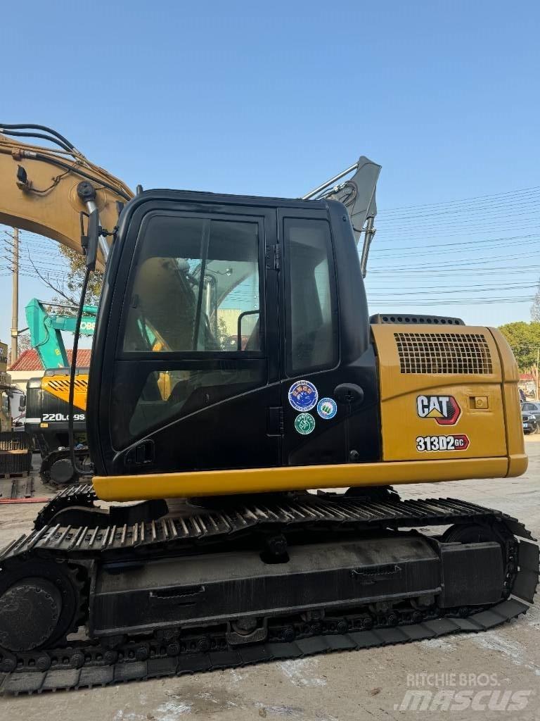 CAT 313 D Pelle sur chenilles