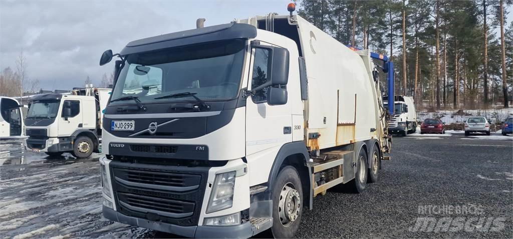 Volvo FM330 Camion poubelle