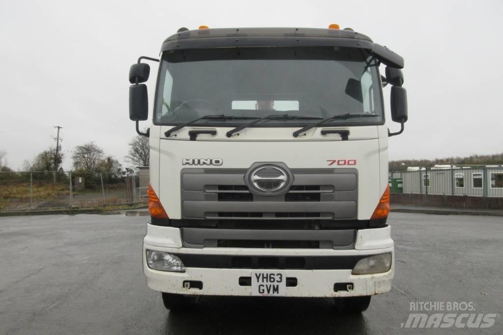 Hino 700 Camion benne