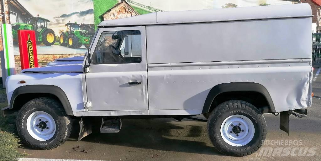 Land Rover Defender Voiture