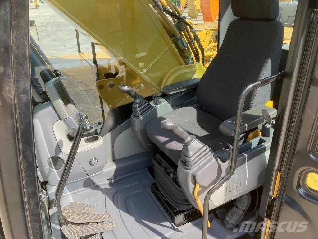 CAT 330 D L Pelle sur chenilles