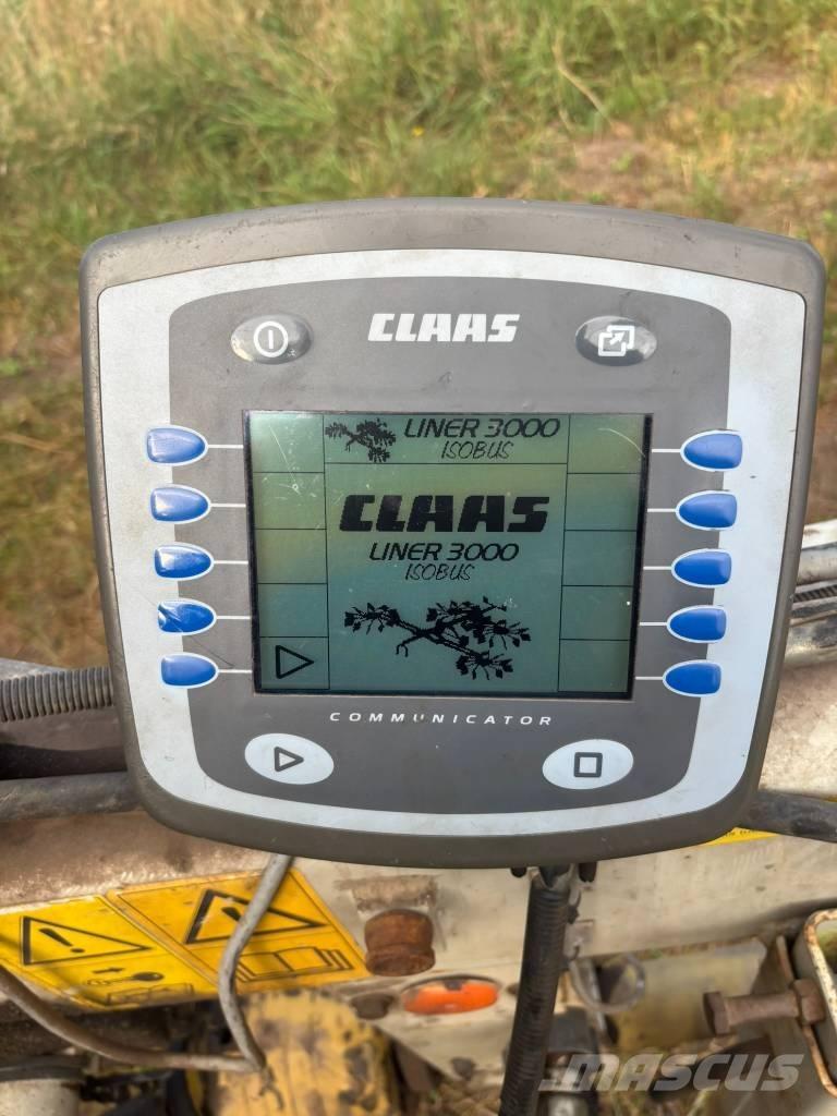 CLAAS Liner 3000 Rateau faneur