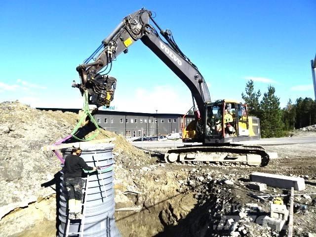 Volvo EC220EL Pelle sur chenilles