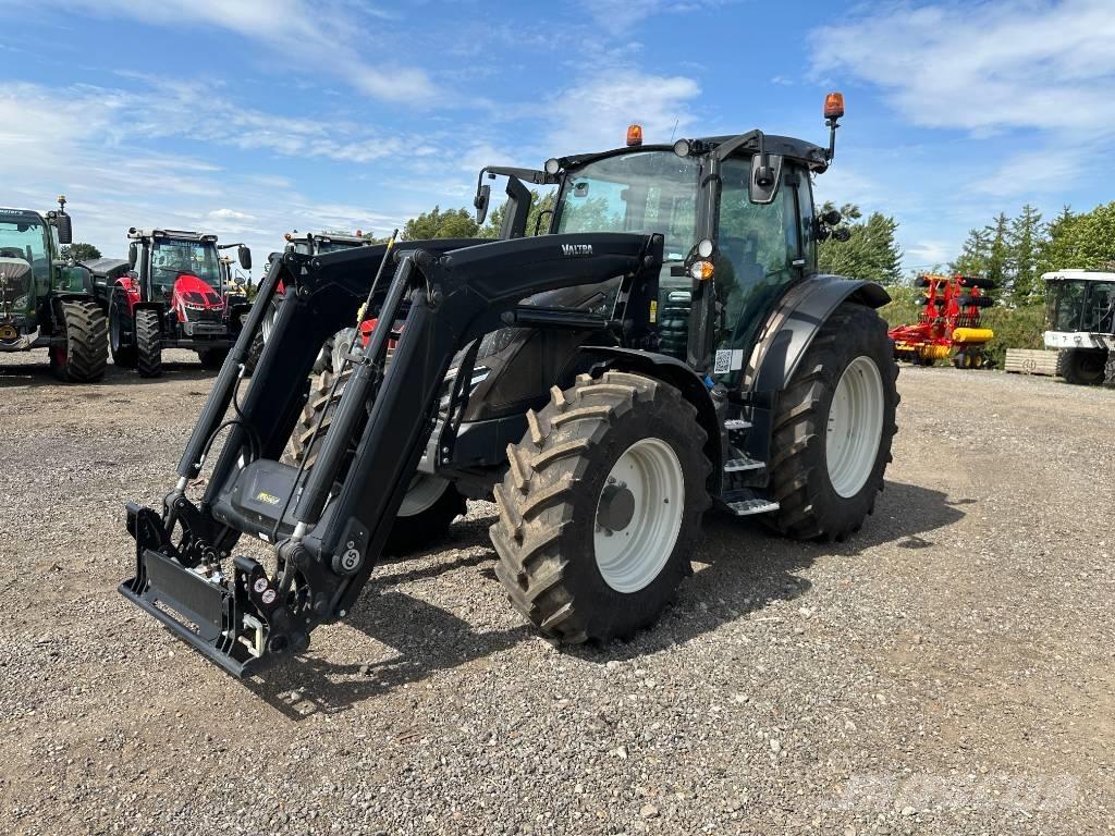 Valtra G 135 A Tracteur