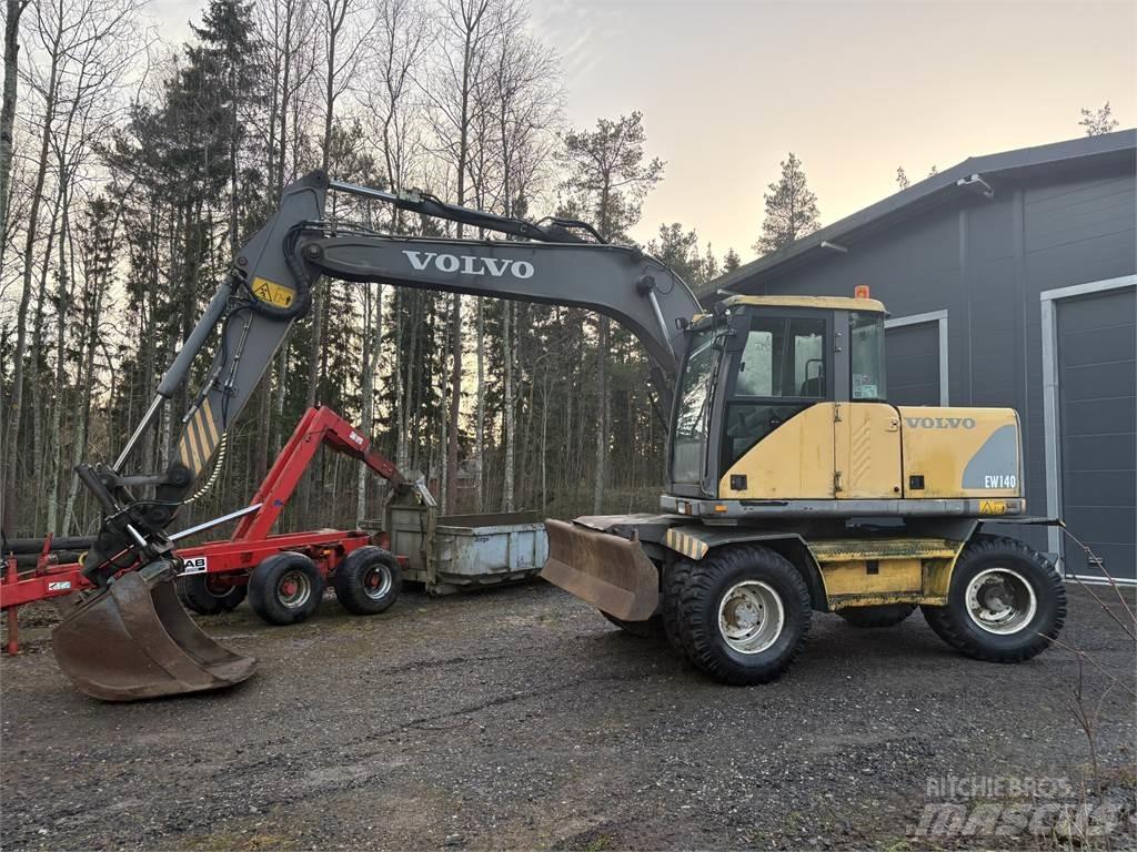 Volvo EW140 Pelle sur pneus