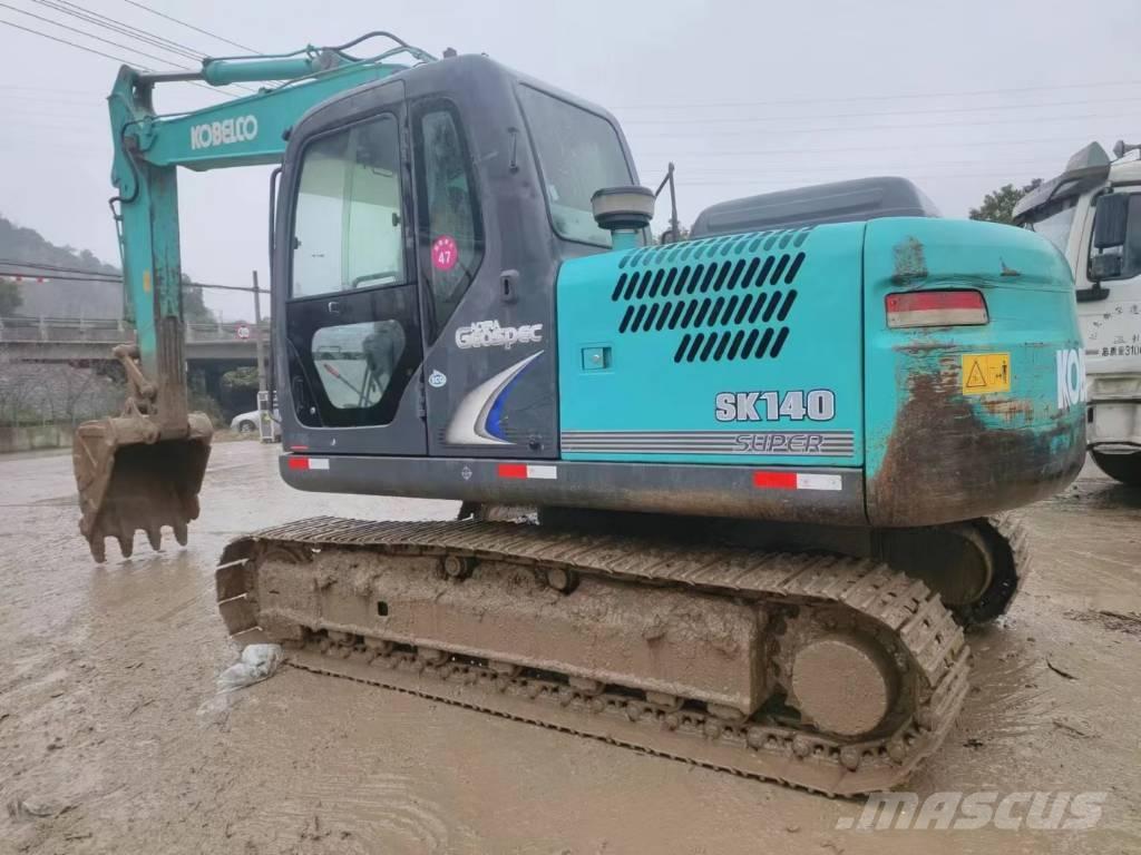 Kobelco SK 140 Pelle sur chenilles