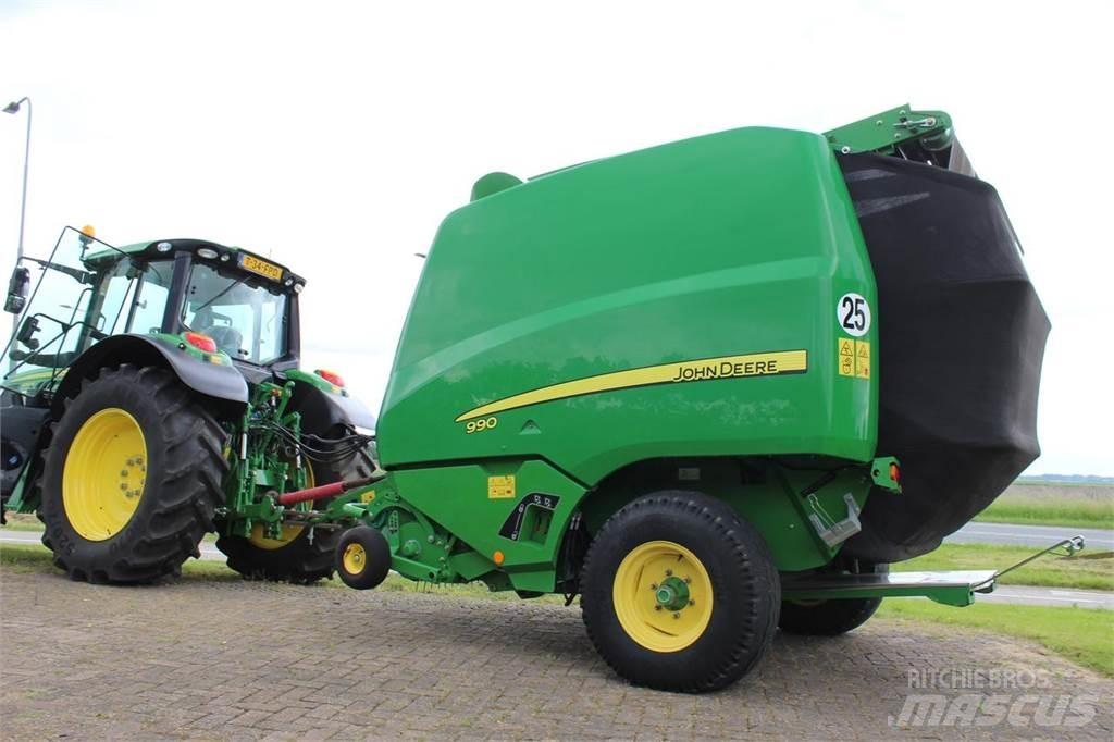 John Deere 990 Presse à balle ronde