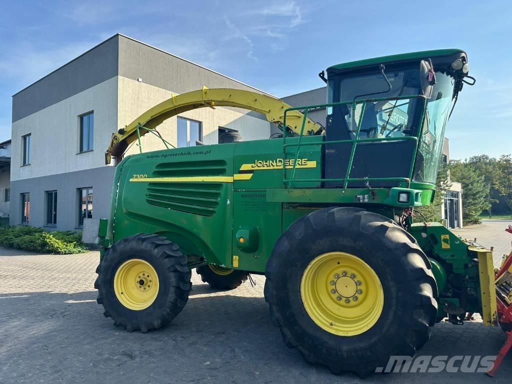 John Deere 7300 Ensileuse automotrice