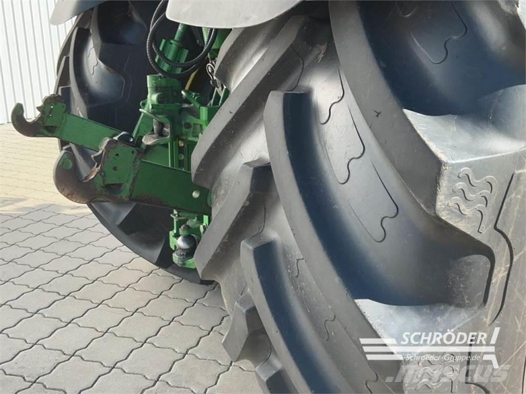 John Deere 6210 R Tracteur