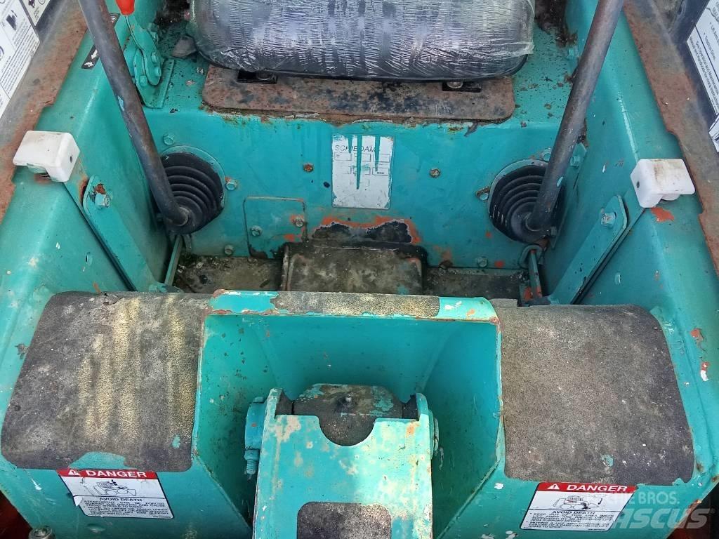 Bobcat 753 Mini pelle < 7t