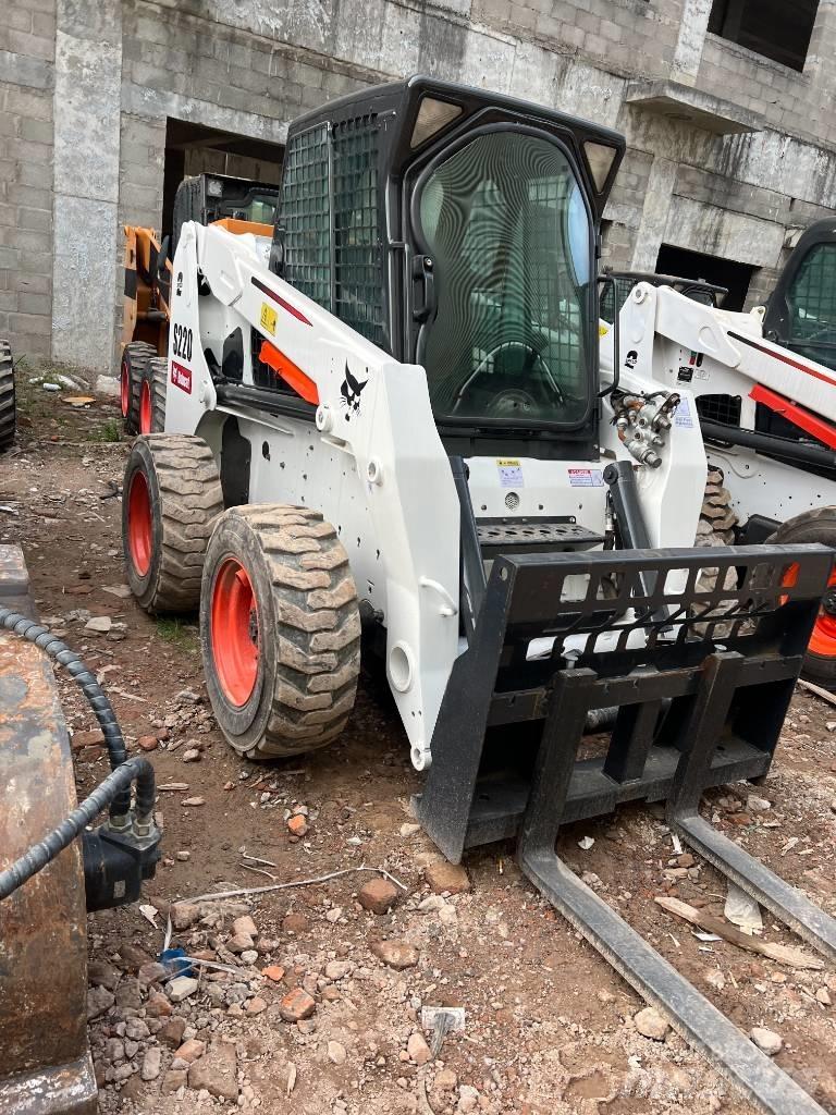 Bobcat S220 Chargeuse compacte